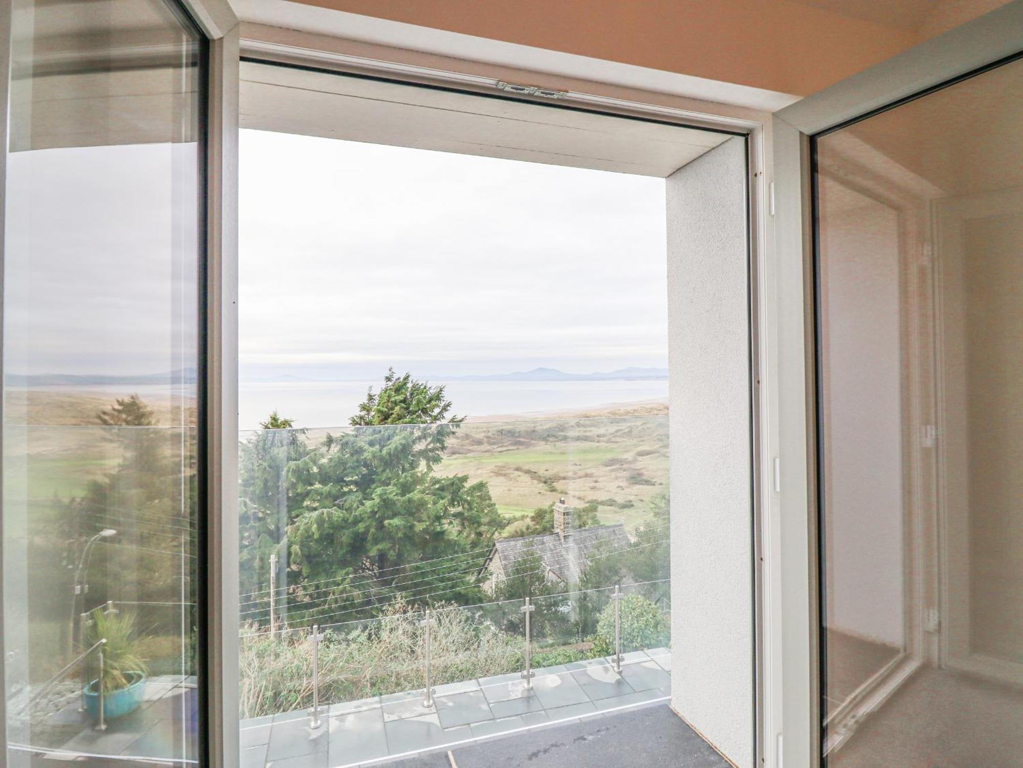 Aelfor Villa Harlech Exterior photo