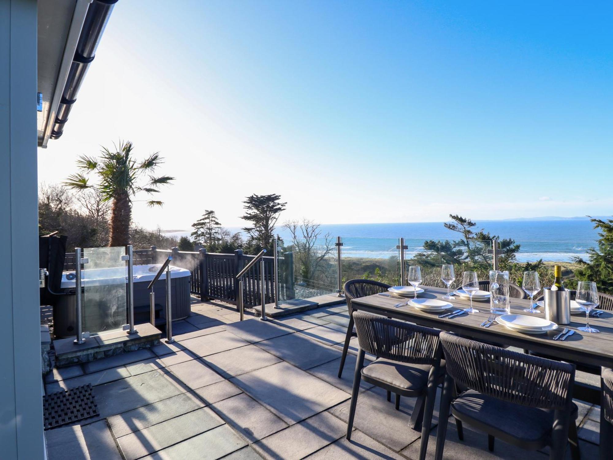 Aelfor Villa Harlech Exterior photo