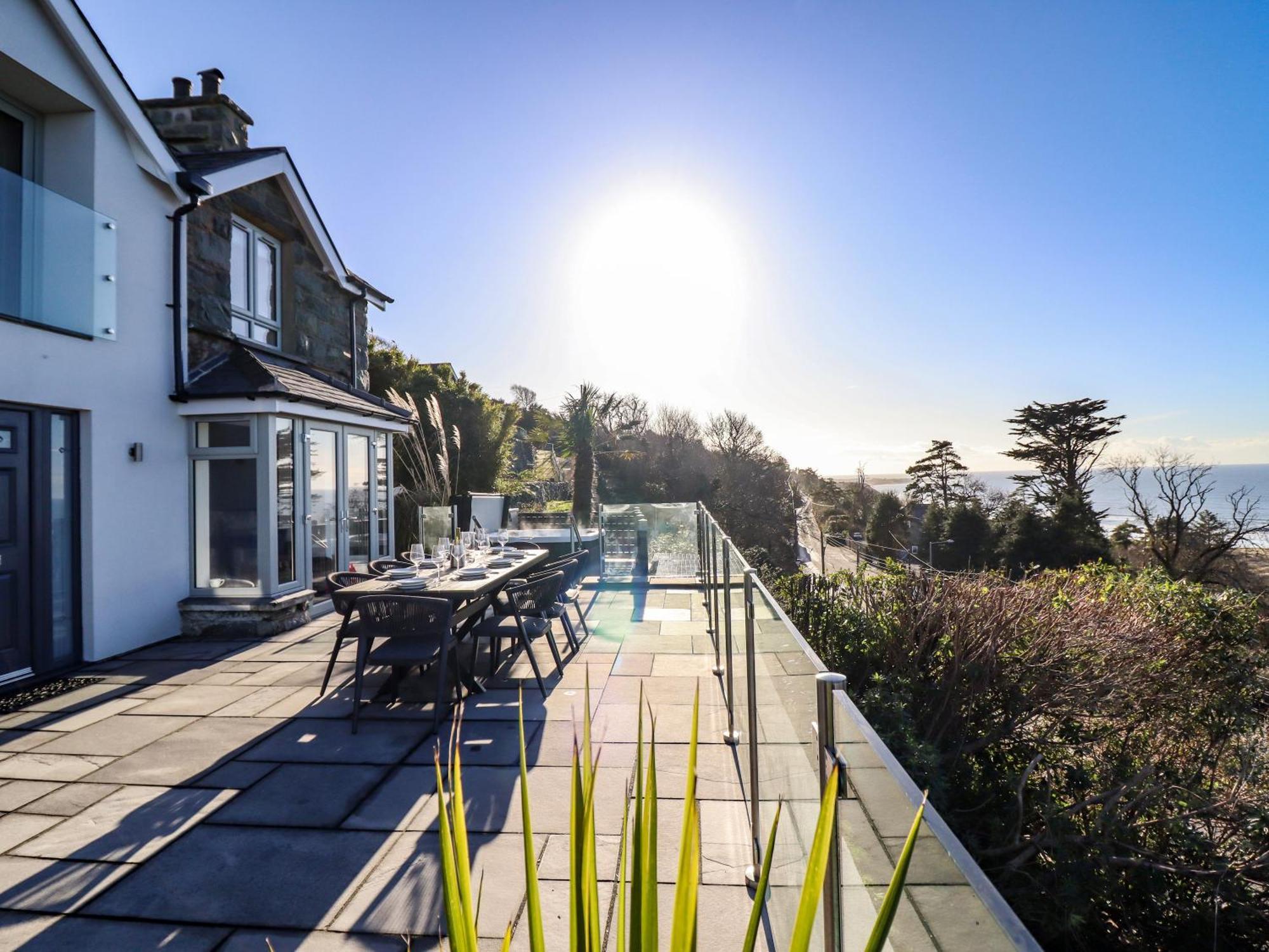 Aelfor Villa Harlech Exterior photo