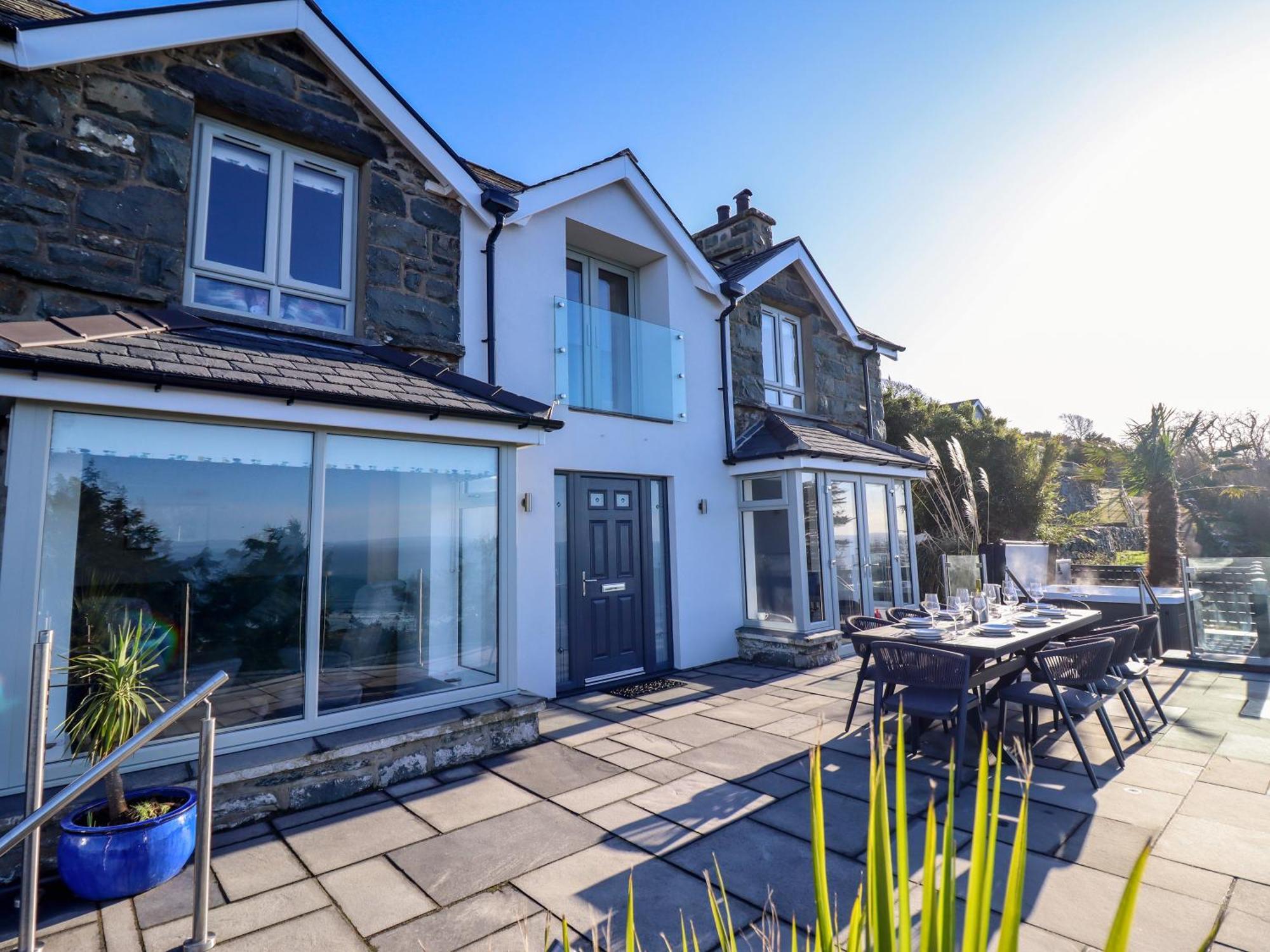 Aelfor Villa Harlech Exterior photo